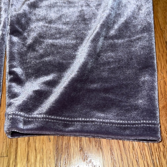 Victoria’s Secret Velvet Leggings - Picture 9 of 9